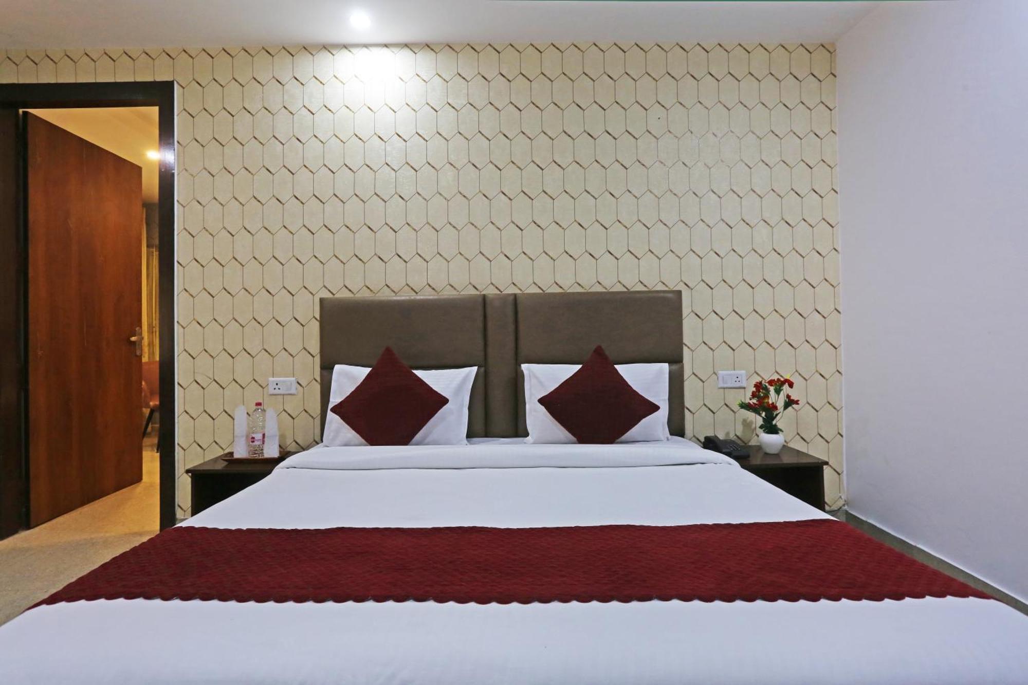 Hotel Max City A Family Near Igi Airport Delhi New Delhi